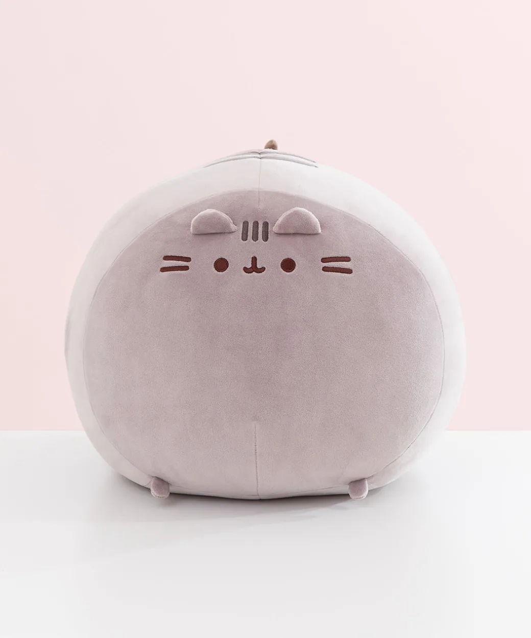 big_mochi_pusheen_squisheen_plush_6.webp Pusheen Big Mochi Squisheen Plush