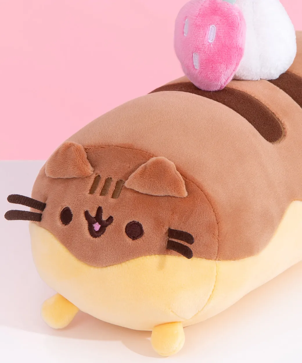 Pusheen Éclair Squisheen Plush
