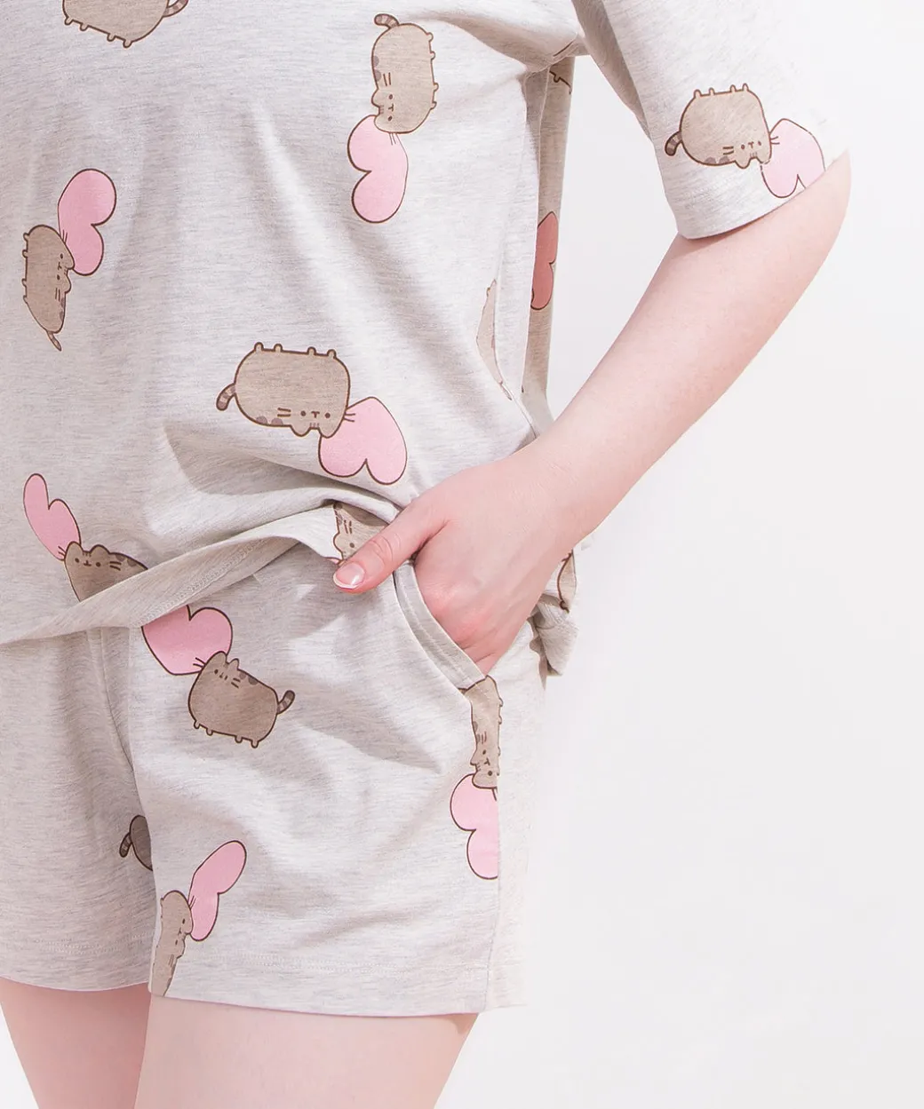 Pusheen Hearts Pajama Set