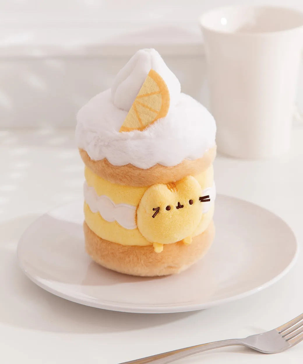pusheen_sweets_lemon_cake_plush_pc_environment_2.webp Pusheen Sweets Lemon Cake Plush 2-pc Environment