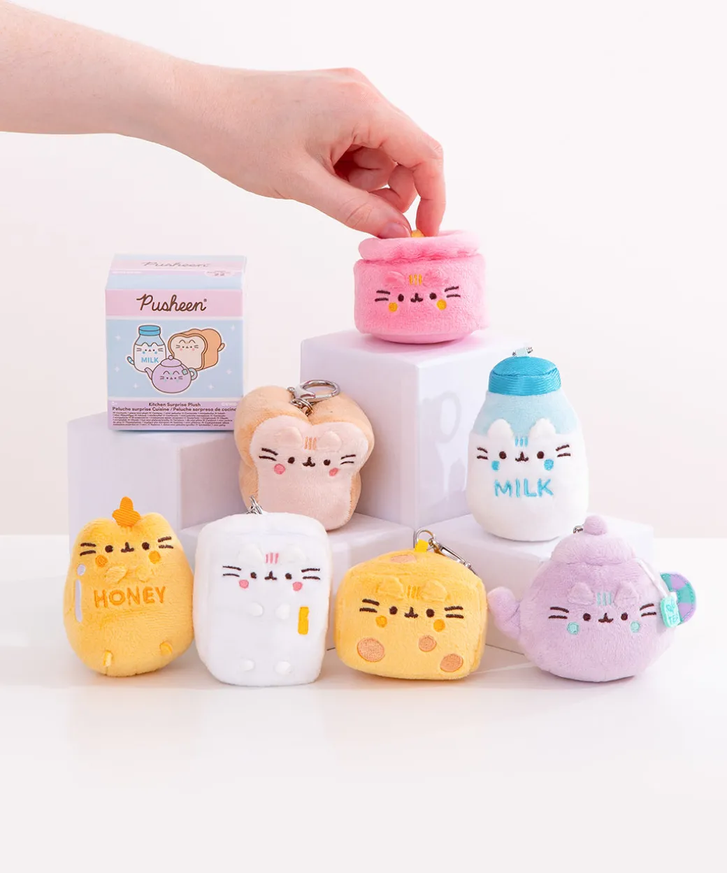 Pusheen 's Kitchen Surprise Plush