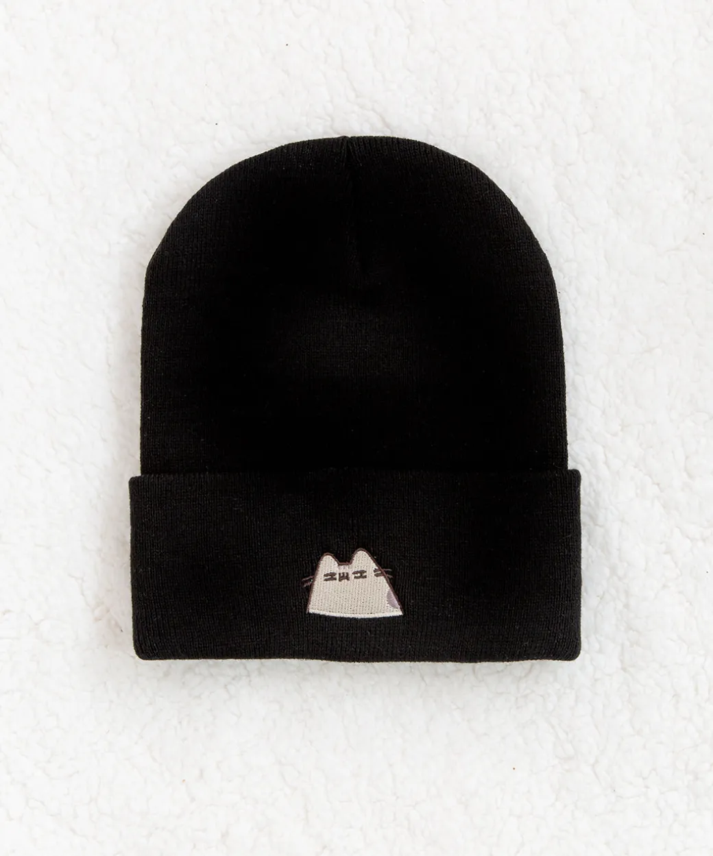 Pusheen Suspicious Knit Hat